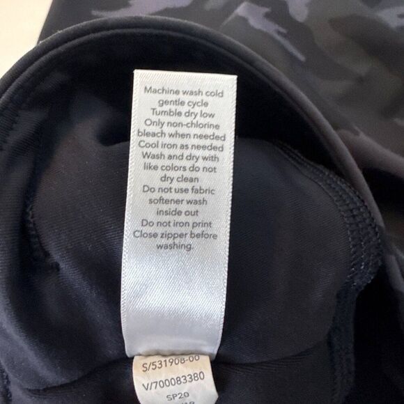 Athleta Womens Match Point Skort Black Camouflage XS Polyester & Spandex Blend - Picture 6 of 7